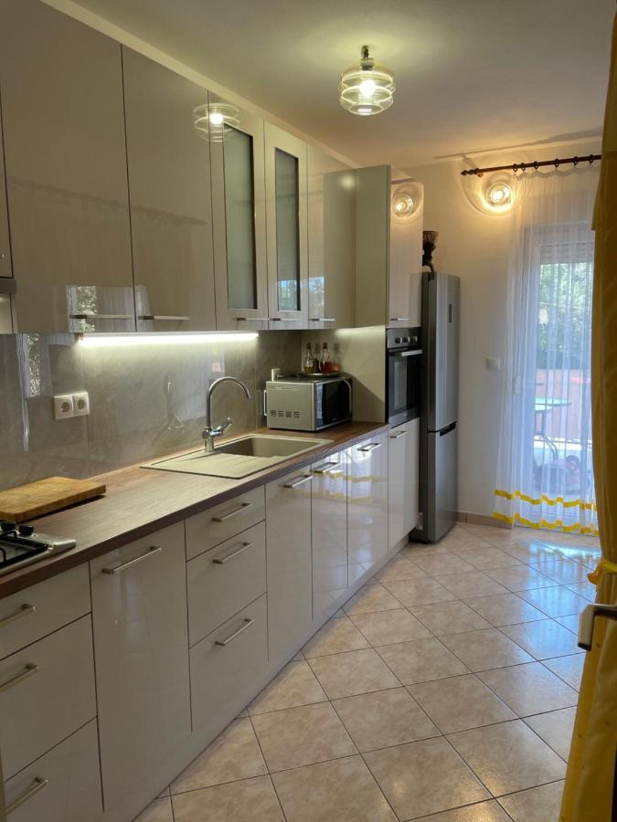 Apartments Nino Seget Vranjica Eksteriør bilde