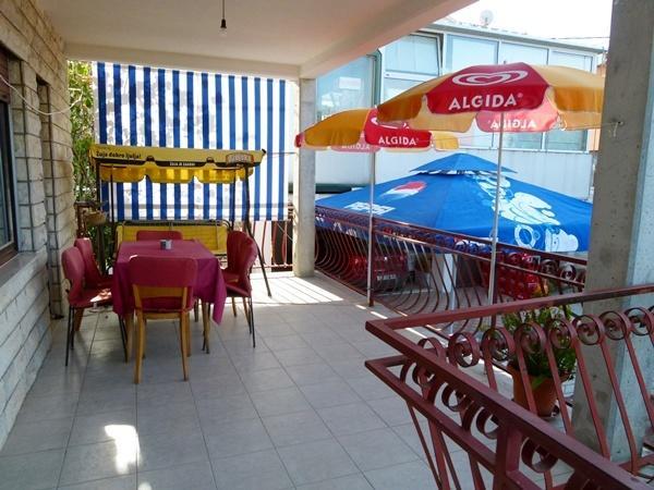 Apartments Nino Seget Vranjica Rom bilde