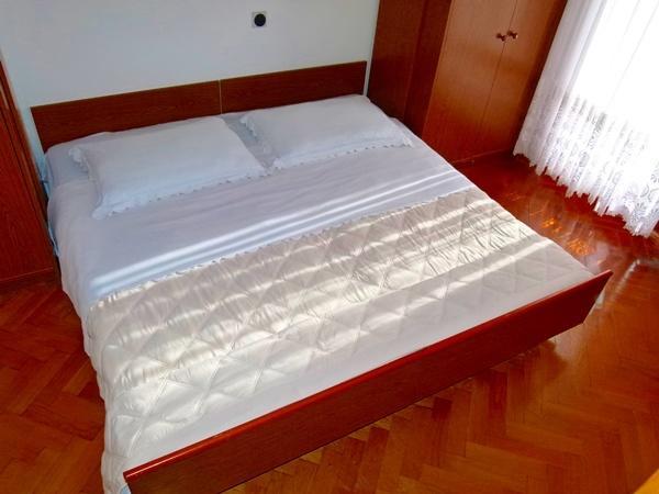 Apartments Nino Seget Vranjica Rom bilde