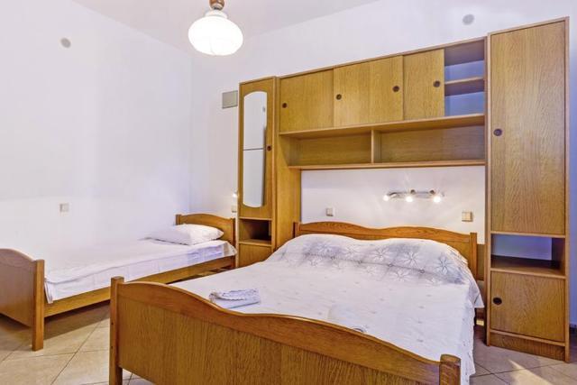 Apartments Nino Seget Vranjica Rom bilde