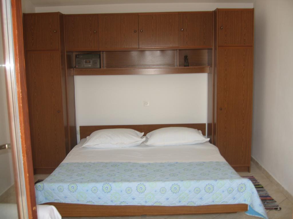 Apartments Nino Seget Vranjica Rom bilde